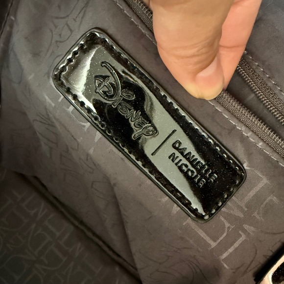 Danielle Nicole Snow White Fairest One of All Mini Backpack Black Disney - Picture 16 of 16